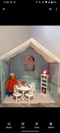 American girl doll/play house/cotage