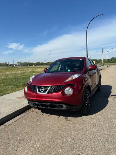 2013 Nissan Juke for sale! Asking $8900 OBO. Perfect little SUV for the city! Easy to park, virtuall...