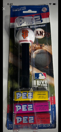 Pez San Francisco Giants SF MLB Baseball Candy Dispenser 