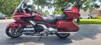 2018 Goldwing Tour. 20,300 kms. Original owner. 6 Speed manual