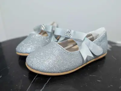 Little Girl's Dress Shoes - Brand New - Size EU 29/30, View more