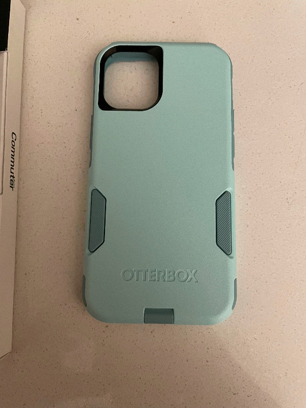 Otterbox Commuter Case for iPhone 12 *mini*- Brand New in Cell Phone Accessories in London - Image 3