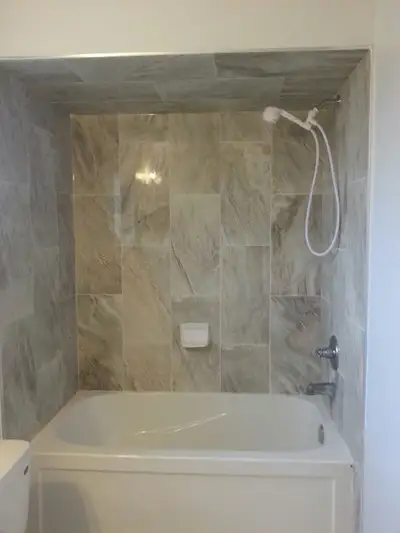 2 bright rooms for rent in Richmond Hill, View more