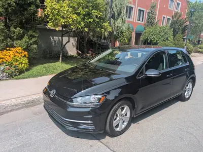 Excellent condition, we don't really drive this car in winter time since we are snowbirds, 25,000 KM...
