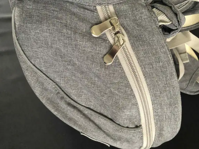Baby Hip Carrier in Strollers, Carriers & Car Seats in Barrie - Image 7