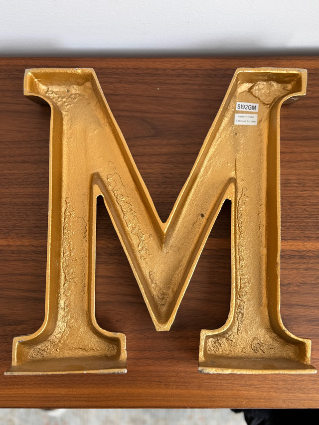 Letter ‘M’ decoration in Home Décor & Accents in Calgary - Image 2