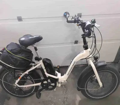 Rad Expand 5 Fat folding e-bike, View more