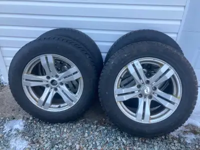 17” alloy rims for a GMC Terrain, tires 265 65 17. 4 used plus one brand new Michelin X ice