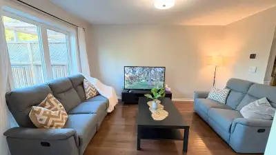 Fully Furnished and All inclusive- private backyard