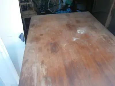 see ad got table needs major cleaning comes apart with wrench still heavy welland pick up asap cash