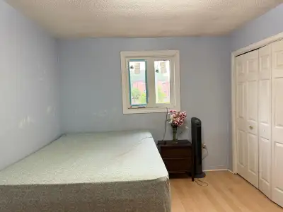 Private bedroom for rent