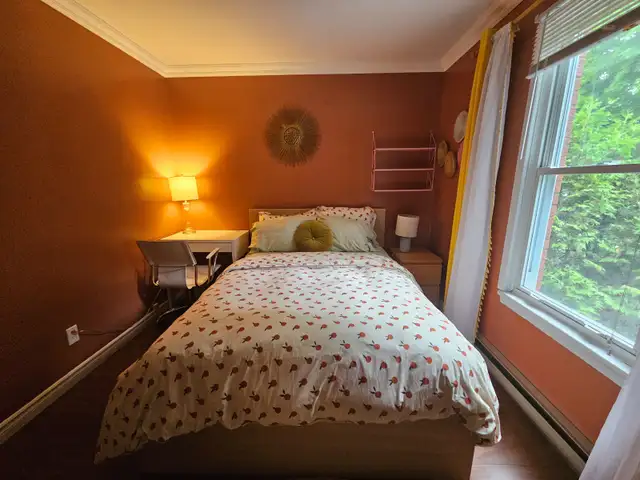 4 1/2 TOUT MEUBLÉ  + TOUT INCLUS in Long Term Rentals in Sherbrooke - Image 12