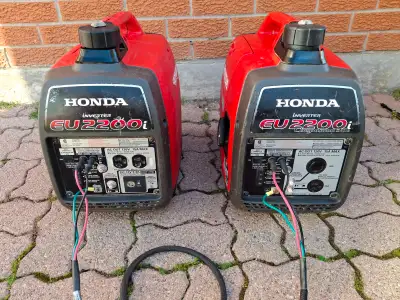 honda inverter generator 2200 companion new 1450 +tax = 1640 ** less than 50 hours only $1100 will n...