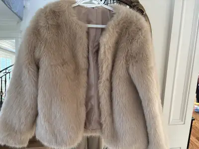 woman  Jacket size small , View more