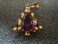gold and amethyst pendant
