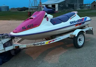 1992 Seadoo GTX - new starter end of last season, EUC (kept indoors and covered), comes with trailer...