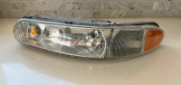 BUICK HEAD LAMP ASSEMBLY