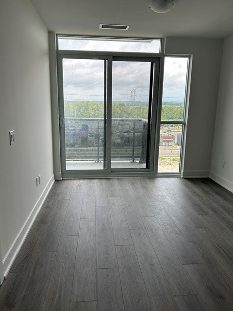 CONDO FOR RENT! Oshawa UC Tower 3 4