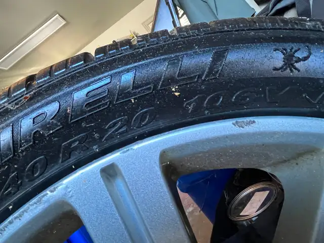Selling 4 range rover rims with pirreli 20" winters on them in Tires & Rims in Ottawa - Image 5
