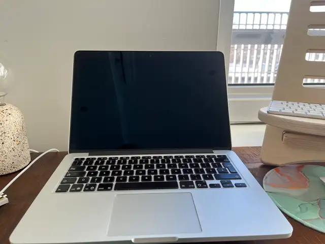 Puissant MacBook Pro Mid 2014 + nouveau chargeur in Laptops in City of Montréal - Image 3