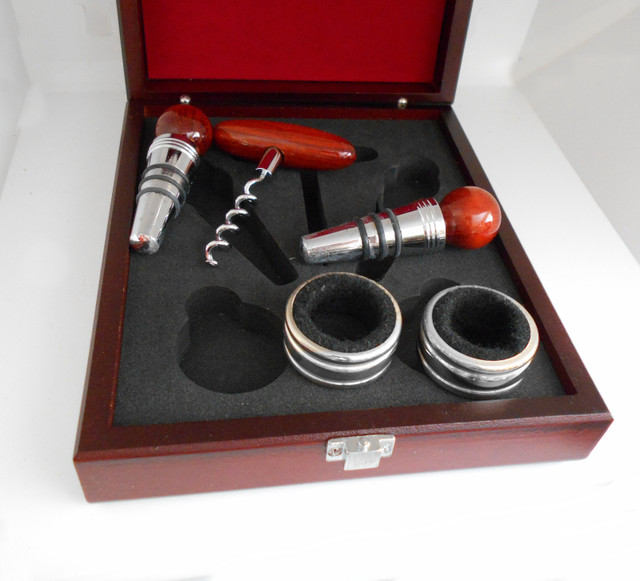 Wine Bottle Opener Set in Gift Box, Drip Rings, Corks etc in Other in St. Catharines - Image 3