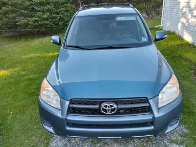 2010 Toyota Rav4 , 4X4 , Automatic transmission , 2.4L 4 cyl engine, Great running engine & transmis...