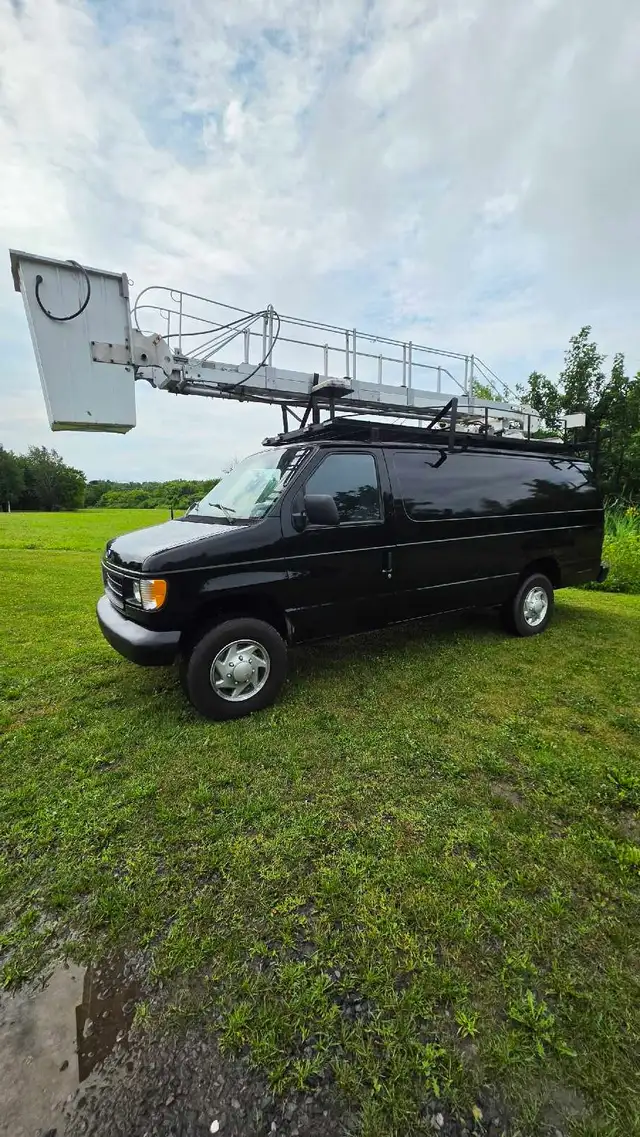 Ford Van535723965552404482
