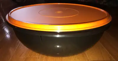 Tupperware Salad Bowl Black with Orange Lid 274-12, View more