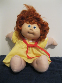 FOR SALE 1978-1982 GABBAGE PATCH DOLL SIGNED by XAVIER ROBERTS