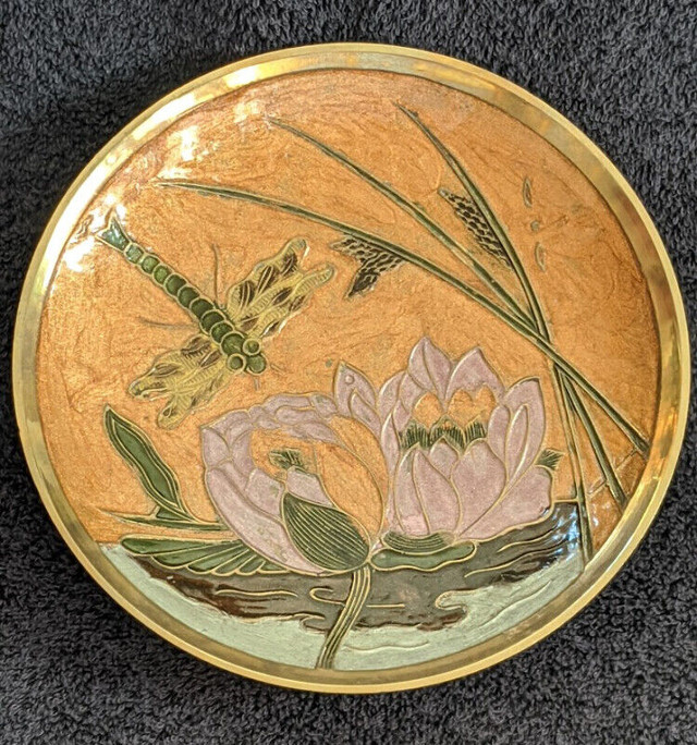 Vintage Brass, Baked Enamel Painted Display Dish in Arts & Collectibles in Stratford - Image 3