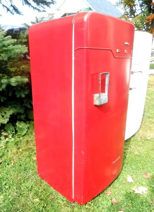 Anciens Frigos Rétro, Réfrigérateurs Non-Fonctionnels - Armoires dans Autre  à Sherbrooke