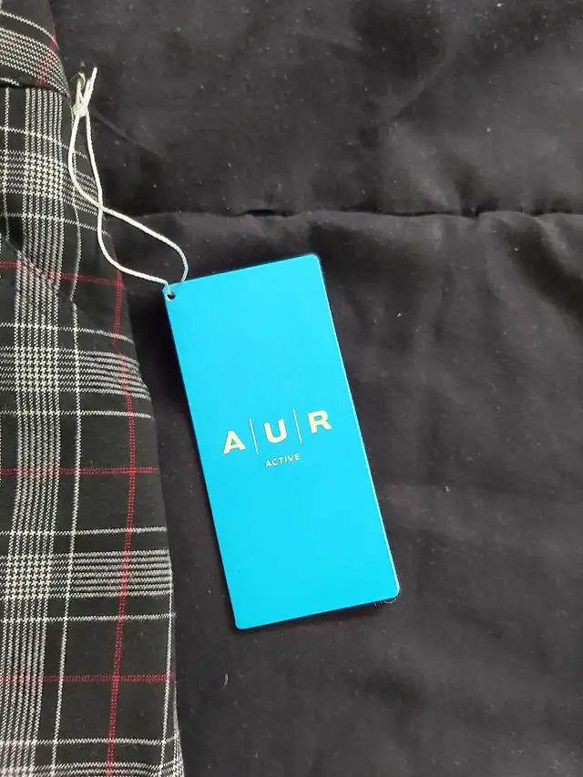 Aur Active girl skirt/tights  in Women's - Bottoms in City of Toronto - Image 4