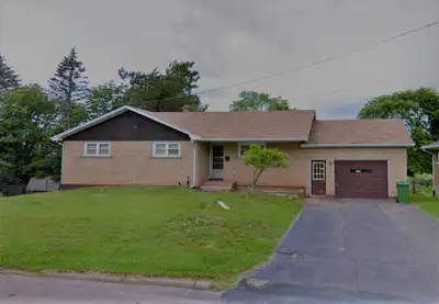 Amazing pet friendly fully detached home on Mackay Ct, Truro NS…available September 1. This 4 bedroo...