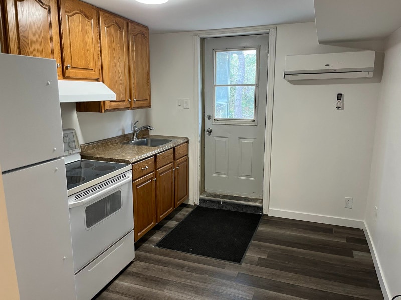 Apartment Rental 1300 All Inclusive (Move In Ready) Room Rentals & Roommates Cape Breton