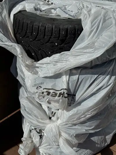 Selling a full set of 4 winter tires mounted on rims. - Tire Size: 225/65R17 106T - Toyo Open Countr...