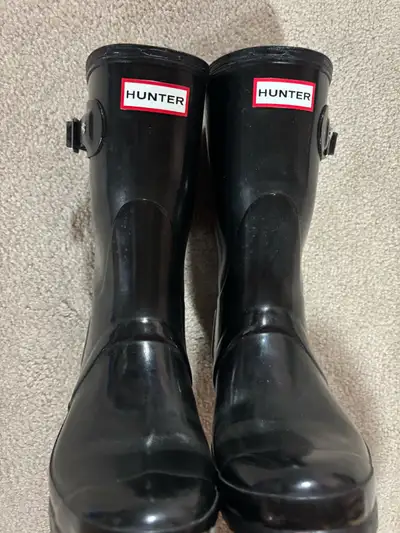 Hunter boots - W8, View more
