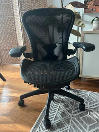 Size C - Posturefit Herman miller aeron chair