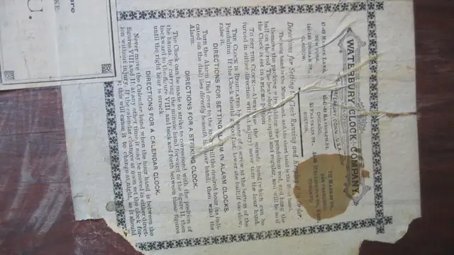 FANTASTIC LG ANTIQUE 1909 WATERBURY PICTOU 50“ 8 DAY WALL CLOCK in Home Décor & Accents in Ottawa - Image 9