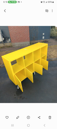 Portable shelving unit