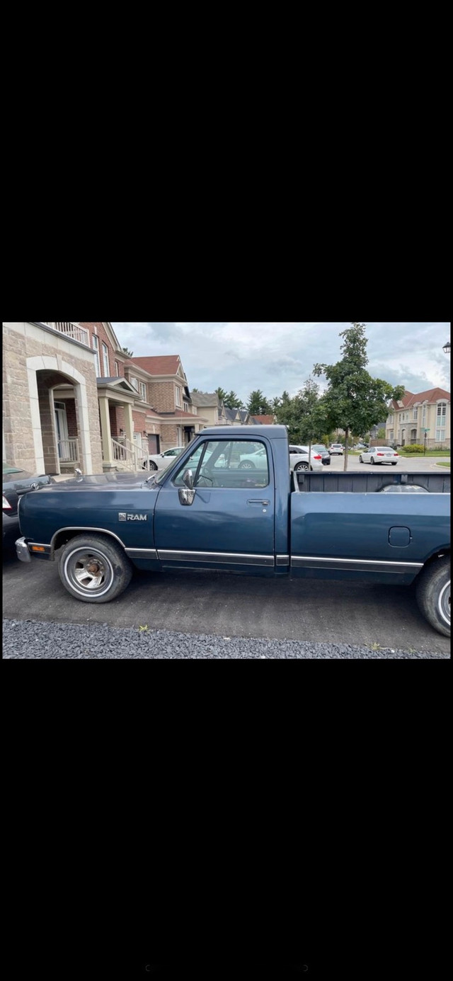 1989 Dodge D100  in Cars & Trucks in Hamilton - Image 2