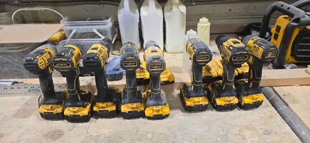 12" DeWalt Mitre Saws, 20V Batteries and Drills in Power Tools in Cambridge - Image 11