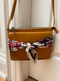 Handbags-purses