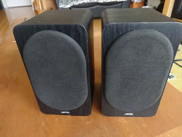 Jamo S420SUR/2way/100W surround speakers for sale in Speakers in Markham / York Region - Image 3