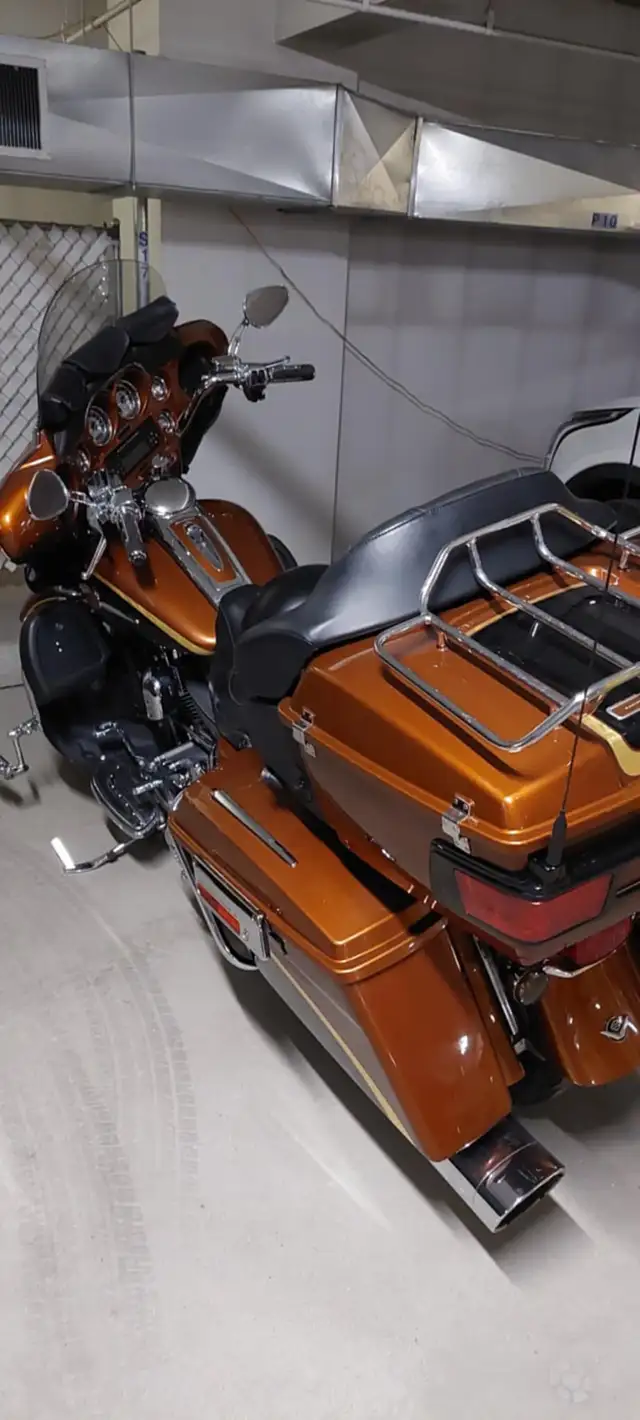 CVO Ultra Low Kms in Touring in Regina - Image 3
