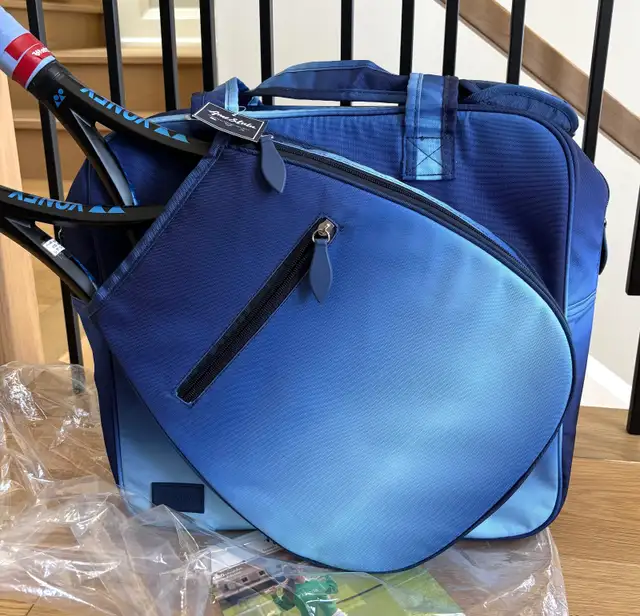 Ame and Lulu tennis bag - navy - New in Tennis & Racquet in City of Toronto - Image 2