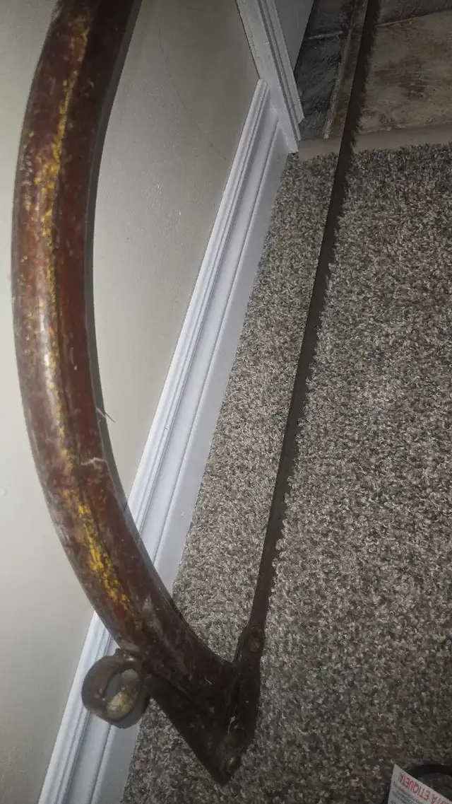 Two men Saw in Hand Tools in Kawartha Lakes - Image 4