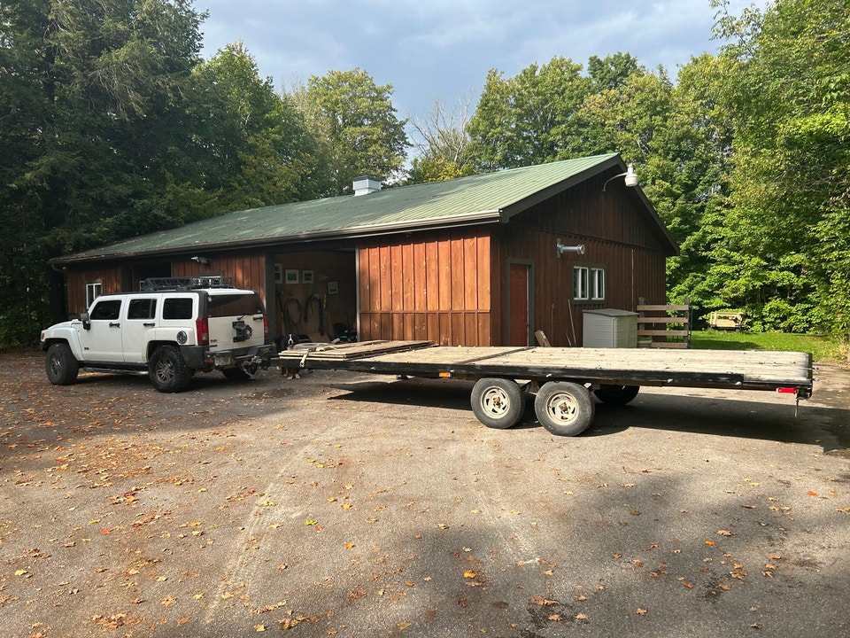 8.5’x 22’ TRAILER FlatBed! ONLY $4,699 Tandem 4 Heavy Equipment ...