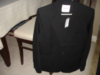 Ricki's Cambridge Classic Suit Blazer in Luxe Tailored - New