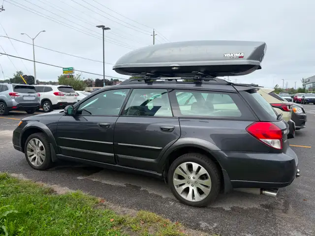 Yakima SKYBOX PRO roofbox