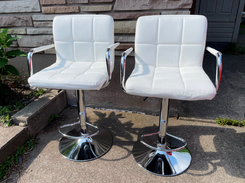 Bar stools, height adjustable, 50 each or 90 for the pair Chairs